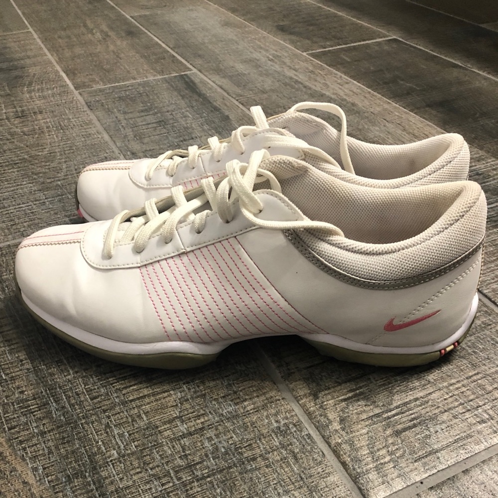 [Nike] Women’s Golf Cleats